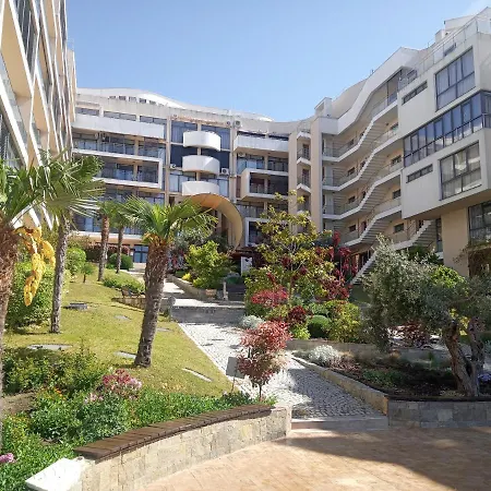 Dolce Ii Waterfront Breeze Sea View Luxury Apartmán *